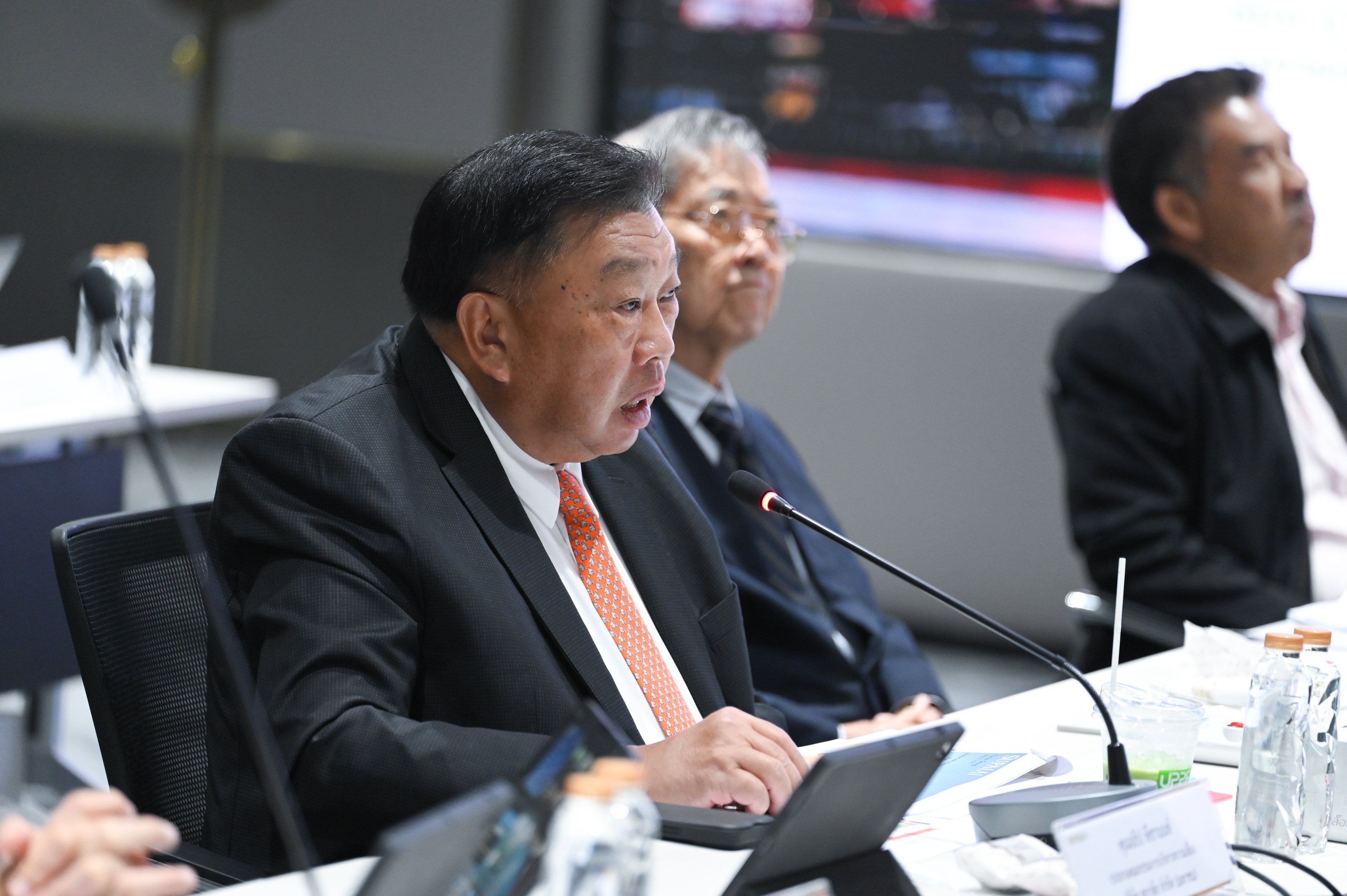 FOCUS GROUP 68 (2)_0.jpg